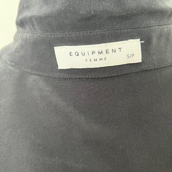 Equipment: Grey short shirt dress, size S (with pockets!) - Picture 2 of 6